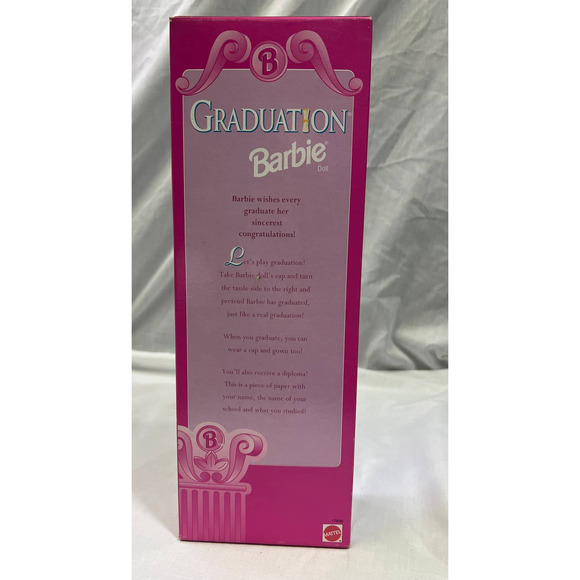 9905-NIB Class of 1998 Graduation Barbie Cap and Gown Special Edition - Picture 3 of 7